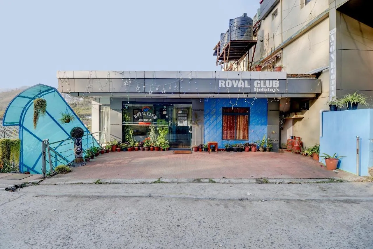 Oyo 86052 Royal Cottage Munnar